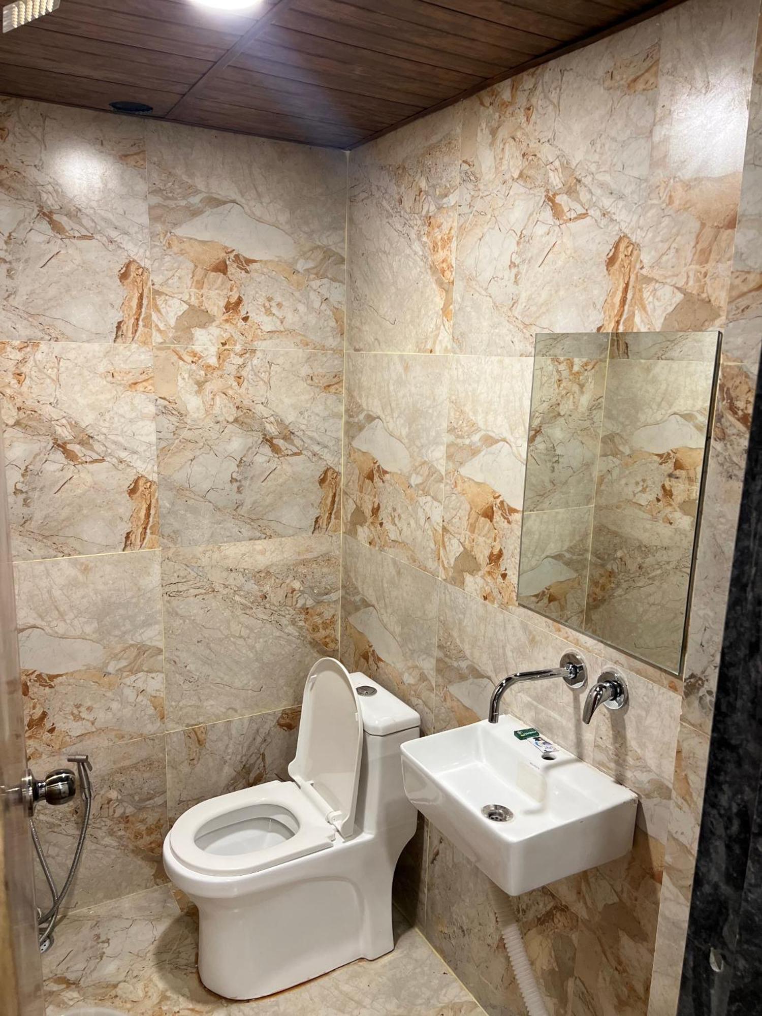 Hotel Vedicvista Indore Eksteriør bilde